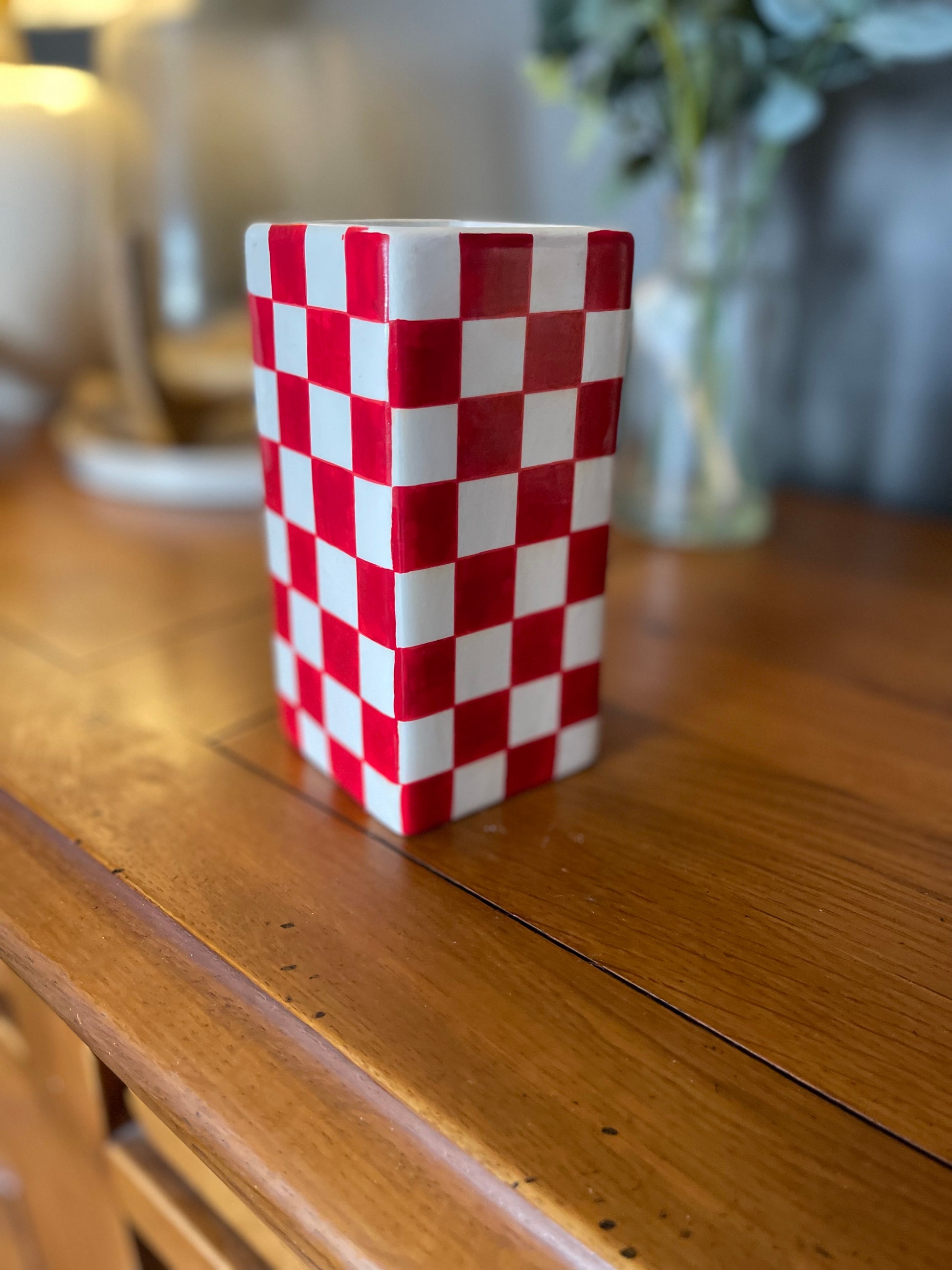 Red and white check vase